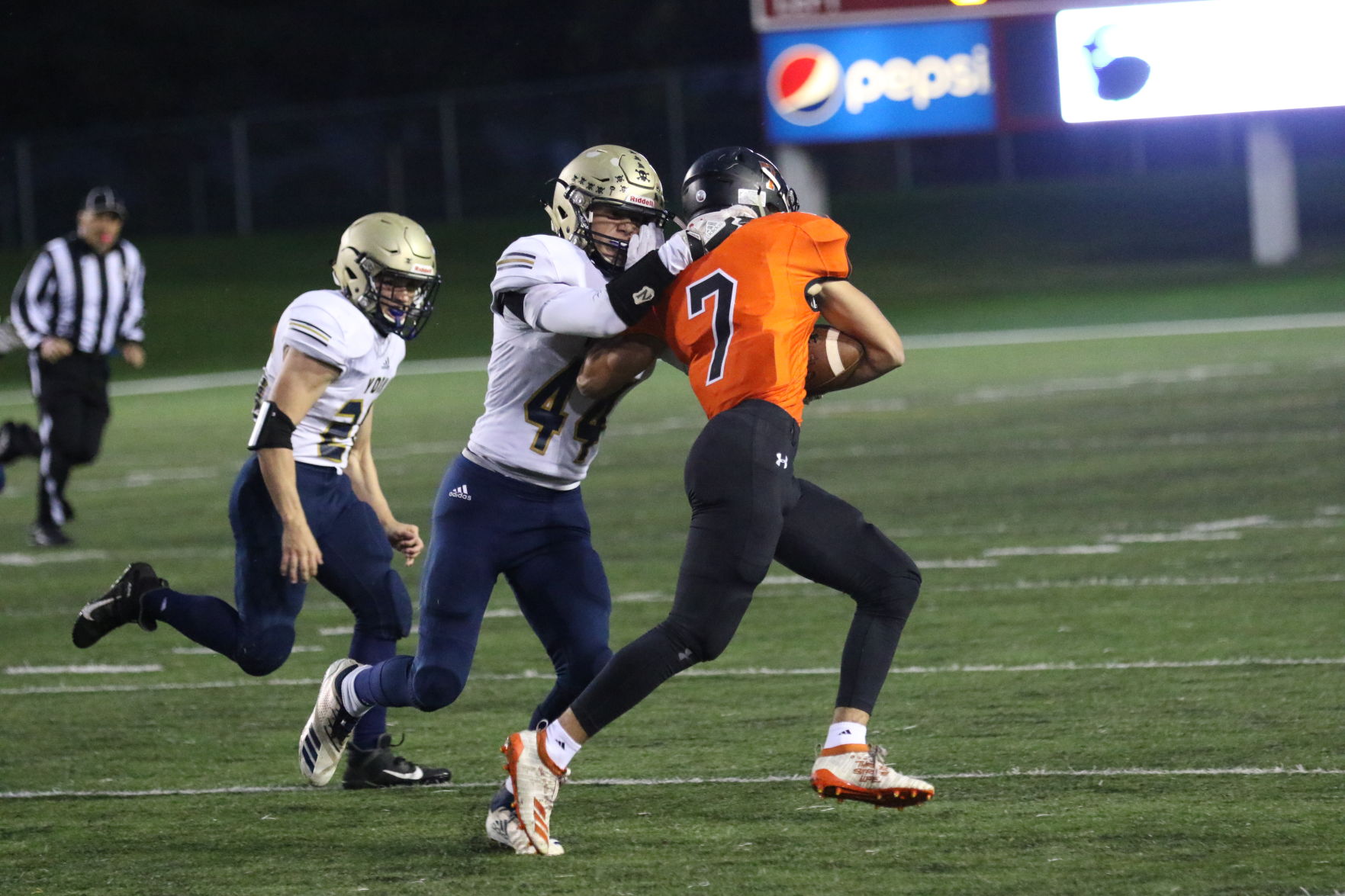 York vs. Hastings football 23.JPG